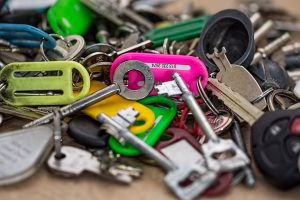 Does Having Too Much on Your Keychain Hurt Your Car?