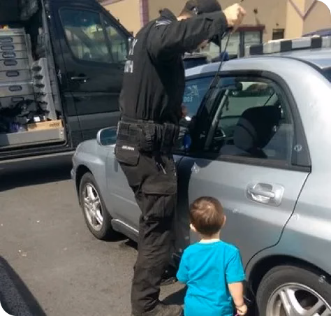 Locksmith Helping Emergency Lockout with Toddler